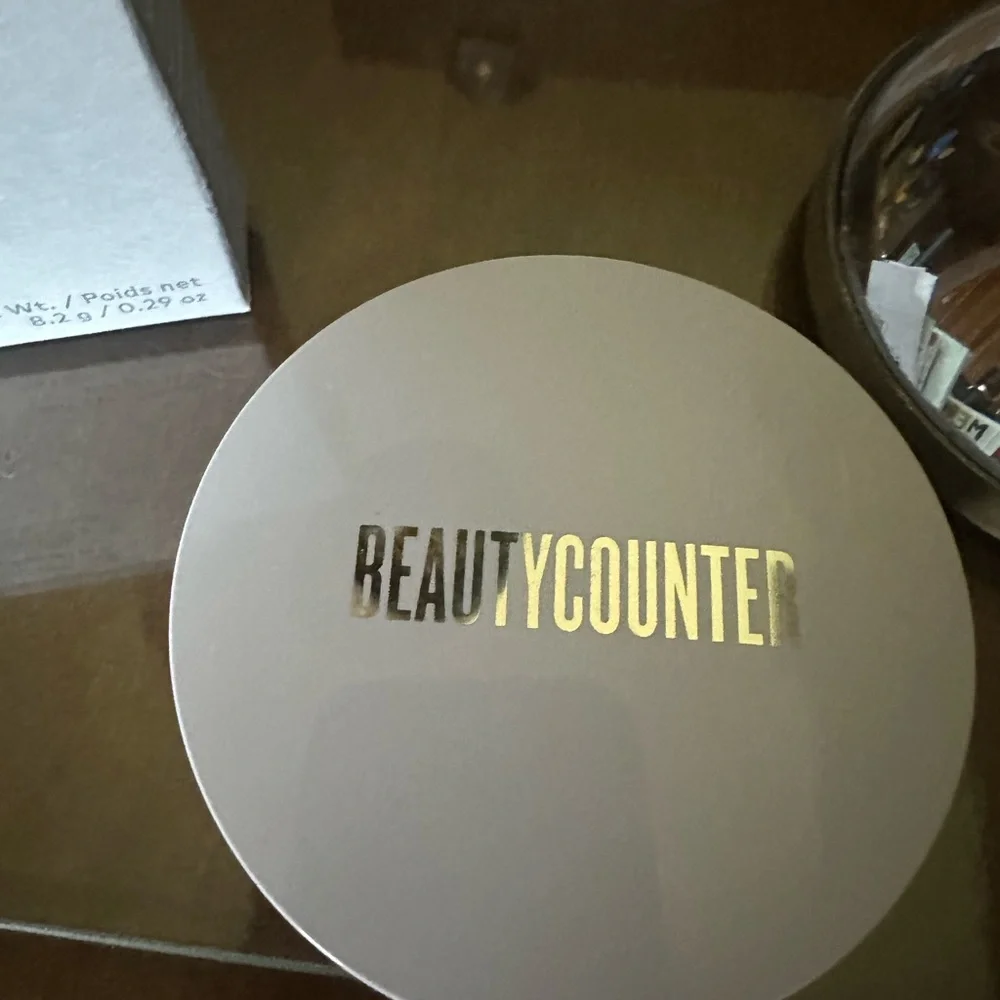 Compact - Picture 3 of 3